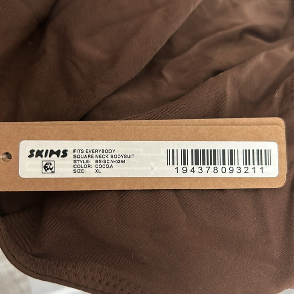 BRAND NEW SKIMS Fits Everybody Square Neck Bodysuit in Cocoa size XL - Picture 4 of 4